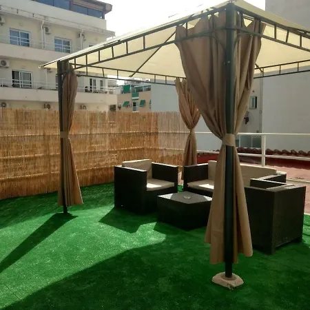 Apartamento En Calle San Miguel Con Terraza Privada *